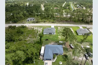 928 Milwaukee Blvd, Lehigh Acres, FL 33974 - Photo 20