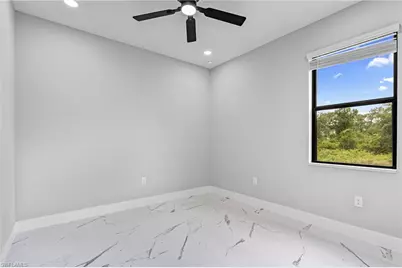 928 Milwaukee Blvd, Lehigh Acres, FL 33974 - Photo 24