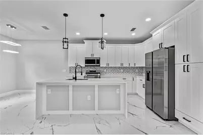 928 Milwaukee Blvd, Lehigh Acres, FL 33974 - Photo 10