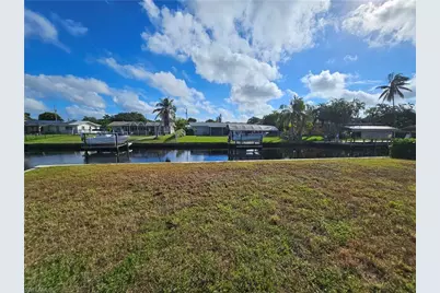 5275 Tiffany Ct, Cape Coral, FL 33904 - Photo 14
