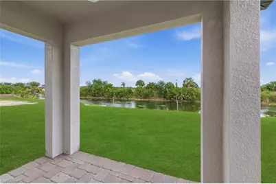 2201 NE 10th Pl, Cape Coral, FL 33909 - Photo 30
