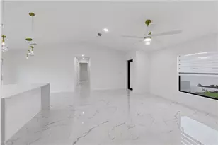 2201 NE 10th Pl, Cape Coral, FL 33909 - Photo 28