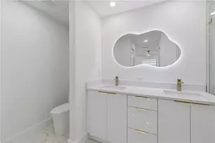 2201 NE 10th Pl, Cape Coral, FL 33909 - Photo 26