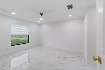 2201 NE 10th Pl, Cape Coral, FL 33909 - Photo 22