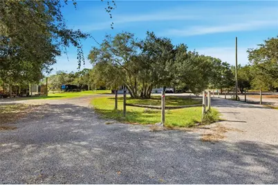 140 N Brida St, Clewiston, FL 33440 - Photo 20