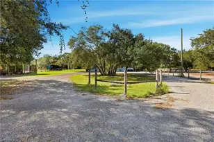 140 N Brida St, Clewiston, FL 33440 - Photo 20