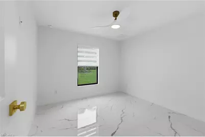 924 NE 20th St, Cape Coral, FL 33909 - Photo 16