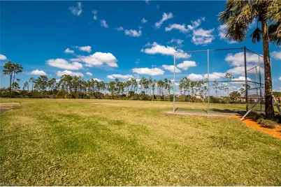 3613 Valle Santa Cir, Cape Coral, FL 33909 - Photo 50