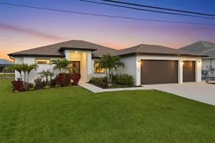 105 SW 36th Pl, Cape Coral, FL 33991 - Photo 2