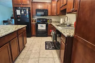 1823 SE 15th St, Cape Coral, FL 33990 - Photo 4