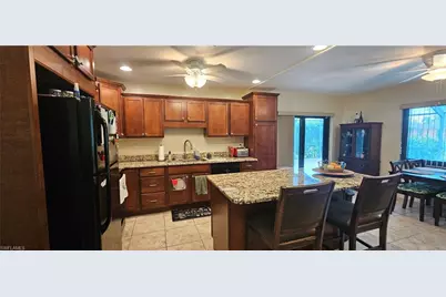 1823 SE 15th St, Cape Coral, FL 33990 - Photo 2