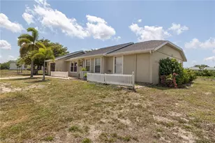2623 NE 22nd Ave, Cape Coral, FL 33909 - Photo 4