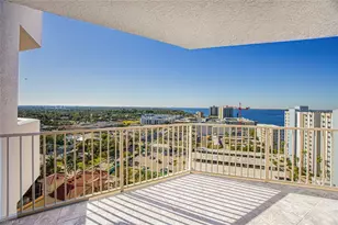 2090 W First St, Fort Myers, FL 33901 - Photo 2