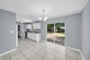 2085 E Tobago Cir, Fort Myers, FL 33905 - Photo 8