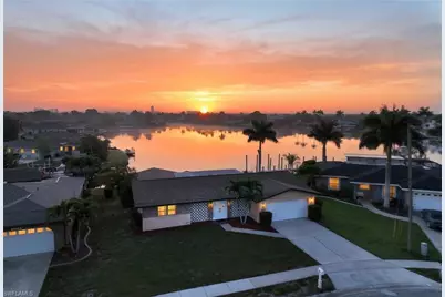 4530 Vinsetta Ave, North Fort Myers, FL 33903 - Photo 4