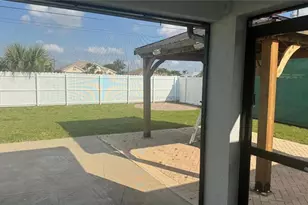 1319 SW 10th Pl, Cape Coral, FL 33991 - Photo 14