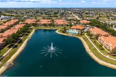 1848 Concordia Lake Cir #901, Cape Coral, FL 33909 - Photo 4