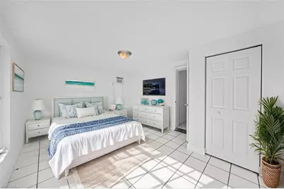 2253 10th Ct, Lehigh Acres, FL 33936 - Photo 4