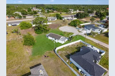 2253 10th Ct, Lehigh Acres, FL 33936 - Photo 34