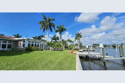 1802 Lakeview Blvd, North Fort Myers, FL 33903 - Photo 4