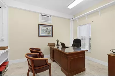 2096 Macadamia St, Saint James City, FL 33956 - Photo 4