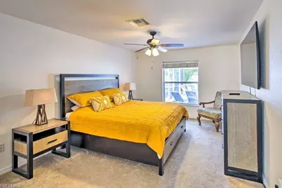 3223 SE Santa Barbara Pl, Cape Coral, FL 33904 - Photo 10