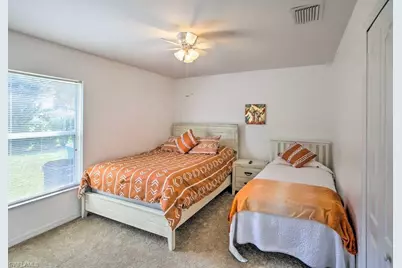 3223 SE Santa Barbara Pl, Cape Coral, FL 33904 - Photo 18