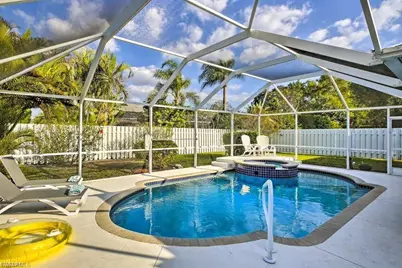 3223 SE Santa Barbara Pl, Cape Coral, FL 33904 - Photo 2