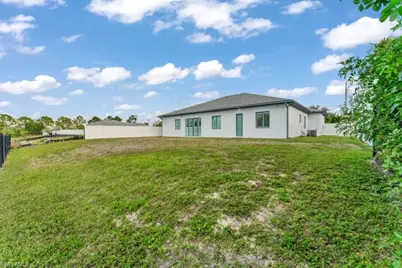 21 SW 21st St, Cape Coral, FL 33991 - Photo 36