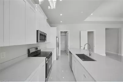 2913 14th St W, Lehigh Acres, FL 33971 - Photo 10