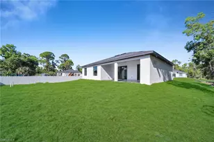 2913 14th St W, Lehigh Acres, FL 33971 - Photo 34