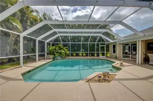 2301 SW 28th Ln, Cape Coral, FL 33914 - Photo 38