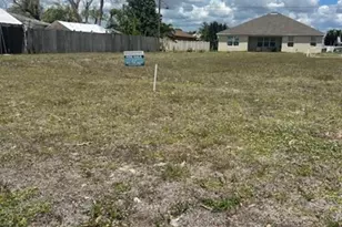 153 Kamal Pkwy, Cape Coral, FL 33904 - Photo 1