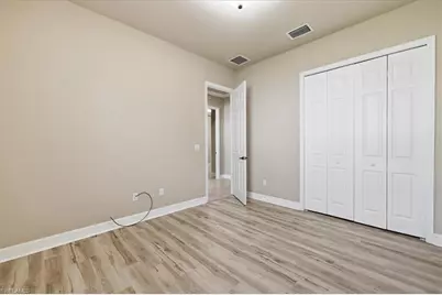 12526 Fairmont Dr, Fort Myers, FL 33913 - Photo 32