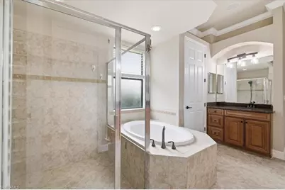 12526 Fairmont Dr, Fort Myers, FL 33913 - Photo 24