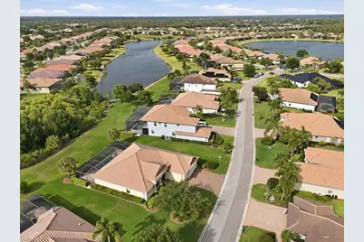 12526 Fairmont Dr, Fort Myers, FL 33913 - Photo 42