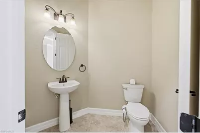 12526 Fairmont Dr, Fort Myers, FL 33913 - Photo 12