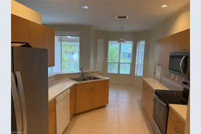 7899 Sandel Wood Cir W, Fort Myers, FL 33908 - Photo 4