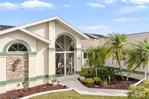 2511 SW 35th Ln, Cape Coral, FL 33914 - Photo 4