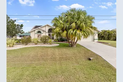 2511 SW 35th Ln, Cape Coral, FL 33914 - Photo 2