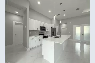 438 Raymer St, Lehigh Acres, FL 33974 - Photo 4