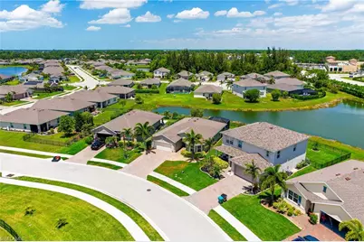 2707 Tarragona Ct, Cape Coral, FL 33909 - Photo 6
