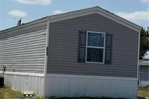631 Stanton St, Clewiston, FL 33440 - Photo 1