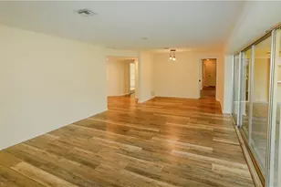 5654 Eichen Cir W, Fort Myers, FL 33919 - Photo 4