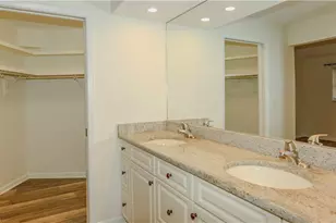 5654 Eichen Cir W, Fort Myers, FL 33919 - Photo 16