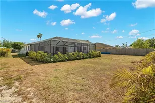 1015 SE 25th Ln, Cape Coral, FL 33904 - Photo 18