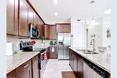 1734 SW 18th St, Cape Coral, FL 33991 - Photo 8