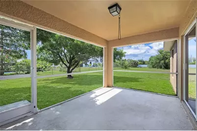 2010 NE 13th Pl, Cape Coral, FL 33909 - Photo 24