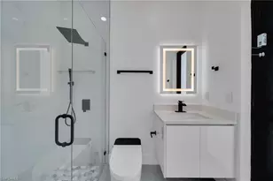 818 NE 10th St, Cape Coral, FL 33909 - Photo 26