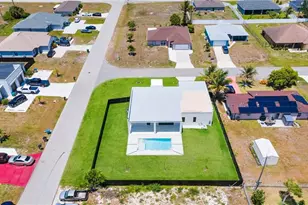 818 NE 10th St, Cape Coral, FL 33909 - Photo 44
